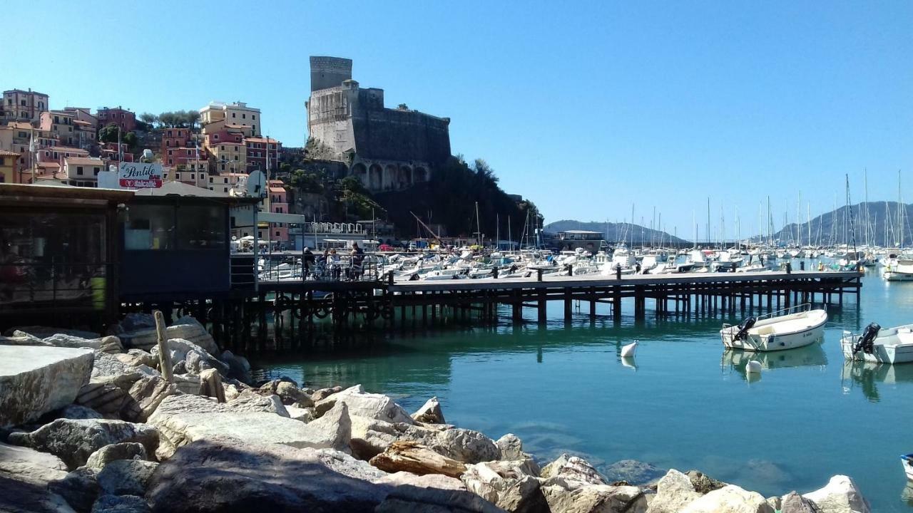 Ca Di Ale Hotell Lerici Eksteriør bilde